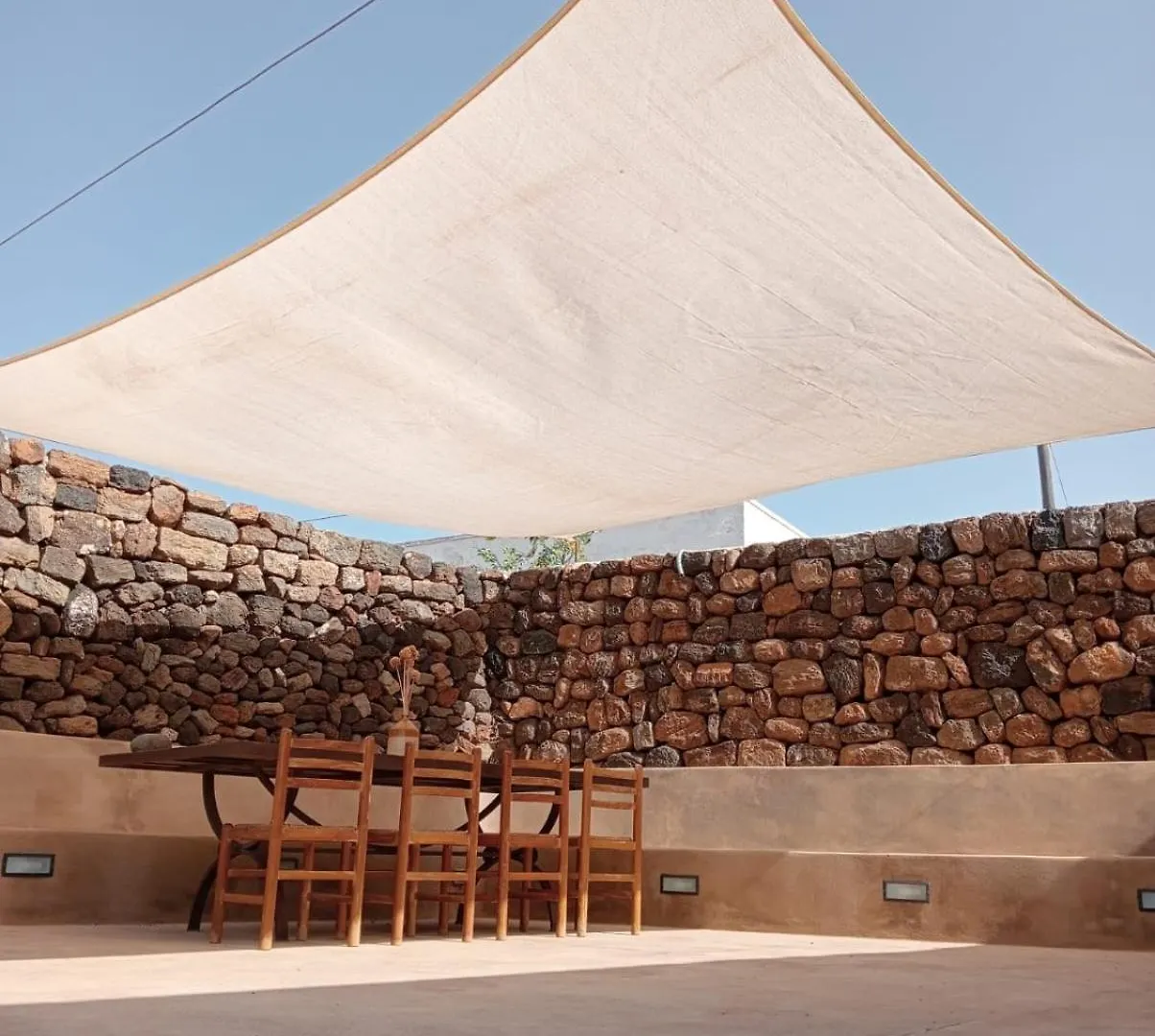 Holiday home Dammuso Le Vigne Villa Pantelleria Italy
